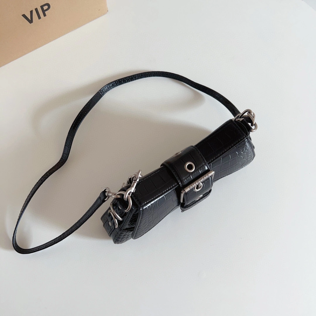 MOMO- high quality version 701141210C91000 lindsay item：B-B000K0811C