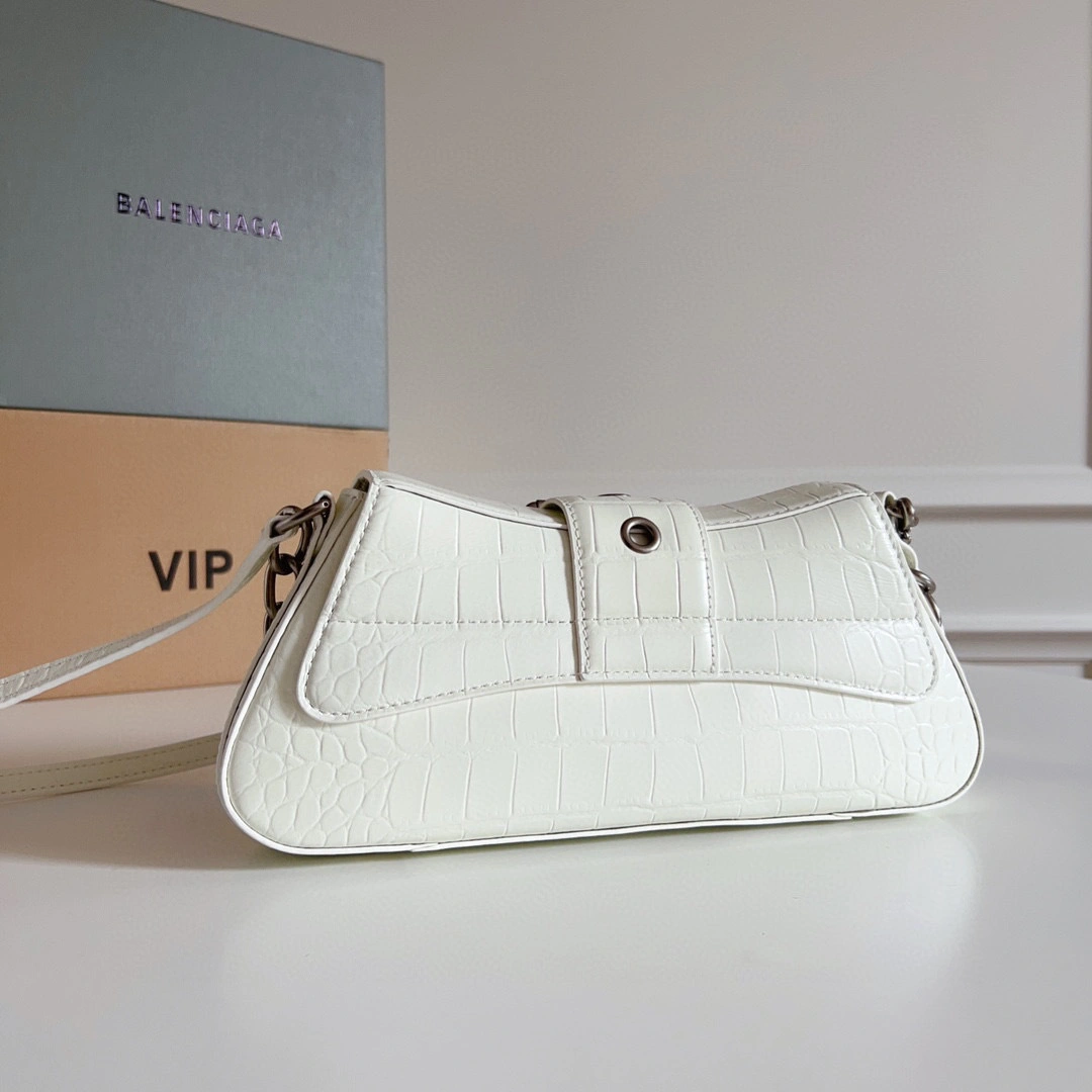 MOMO- high quality version 701141210C99001 Lindsay item：B-B000K0810C