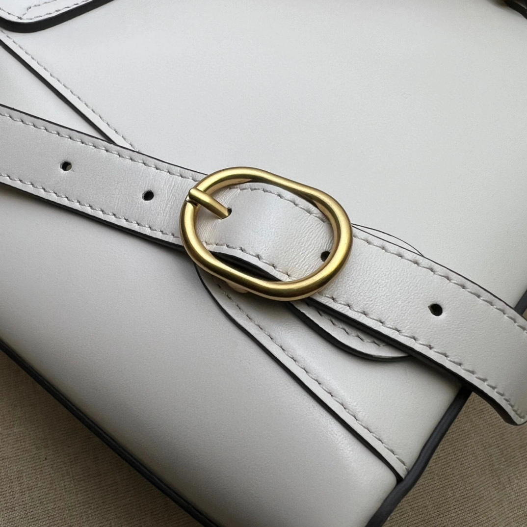 MOMO- high quality version 702101-UZY0T-9022 item：C-B063A1223C