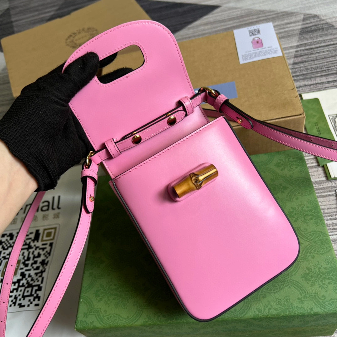 MOMO- high quality version 702106-UZY0T-5814 item：C-B000A1216C