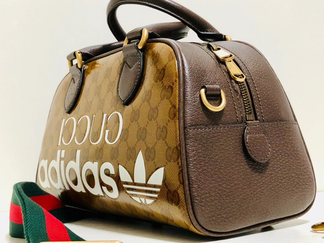 MOMO- high quality version 702397-UVSFT-7268 item：B-B063J1702C