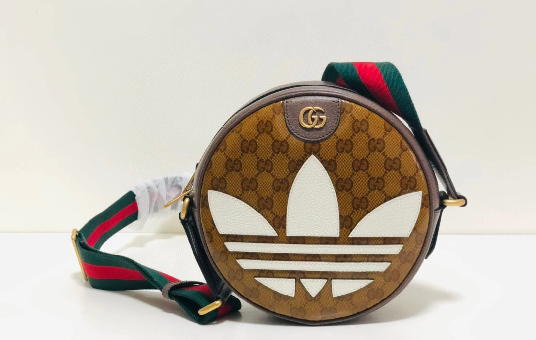 MOMO- high quality version 702640-UVSKT-7268 Ophidia item：B-B063J1701C