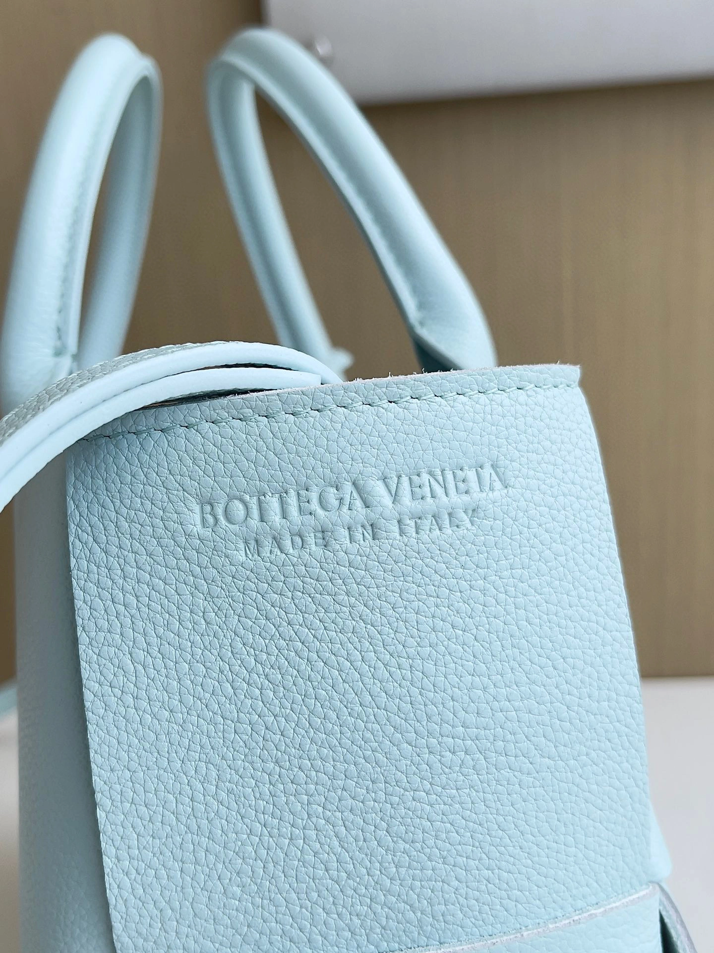 MOMO- high quality version 709337VCP113915 item：B-B563J1605C