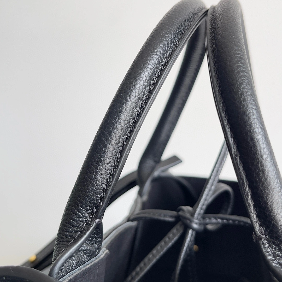 MOMO- high quality version 709337VCP118425 Tote item：B-B063J1601C