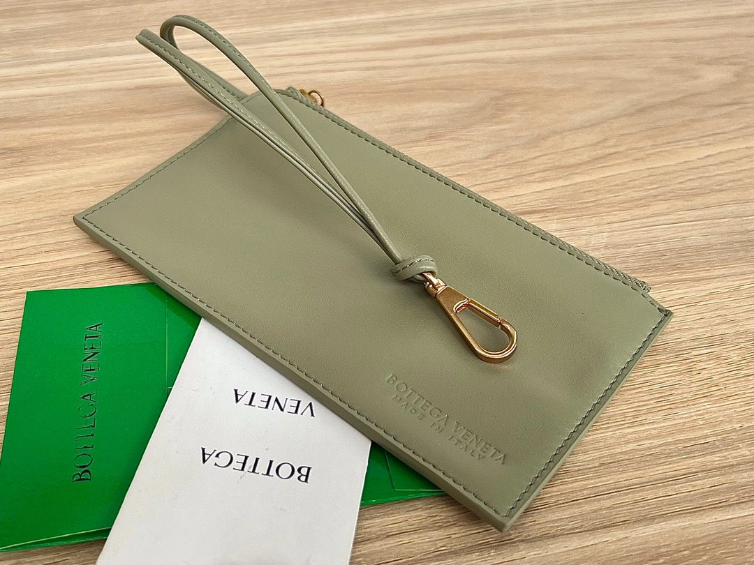 MOMO- high quality version 709337VCQC22916 Mini Tote cowhide item：B-B000J1618C