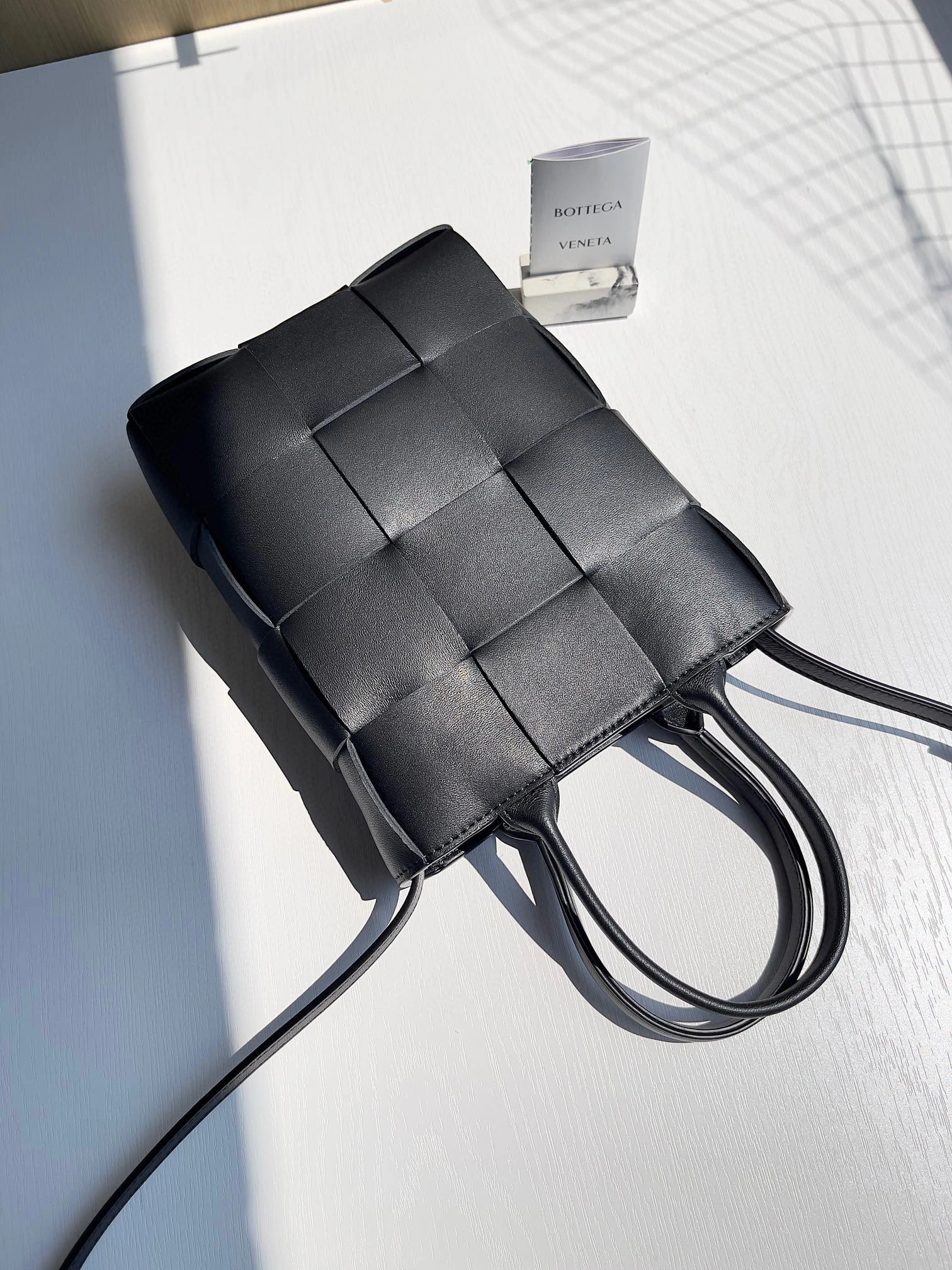 MOMO- high quality version 709341VMAY18425 mini item：B-B063H2423C