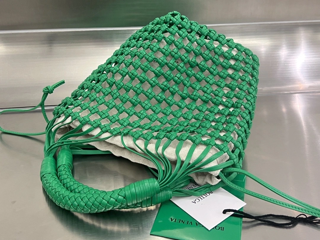 MOMO- high quality version 709612V29I13883 Cavallino item：C-B063B1321C