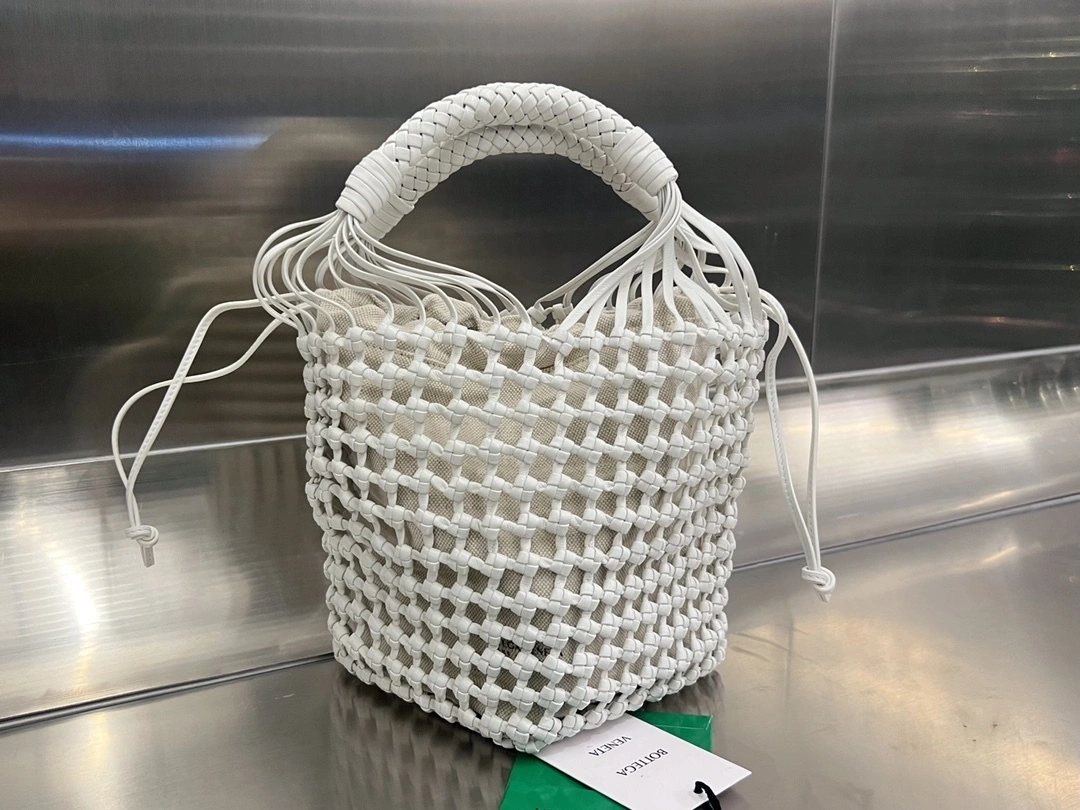 MOMO- high quality version 709612V29I19091 Cavallino item：C-B063B1320C