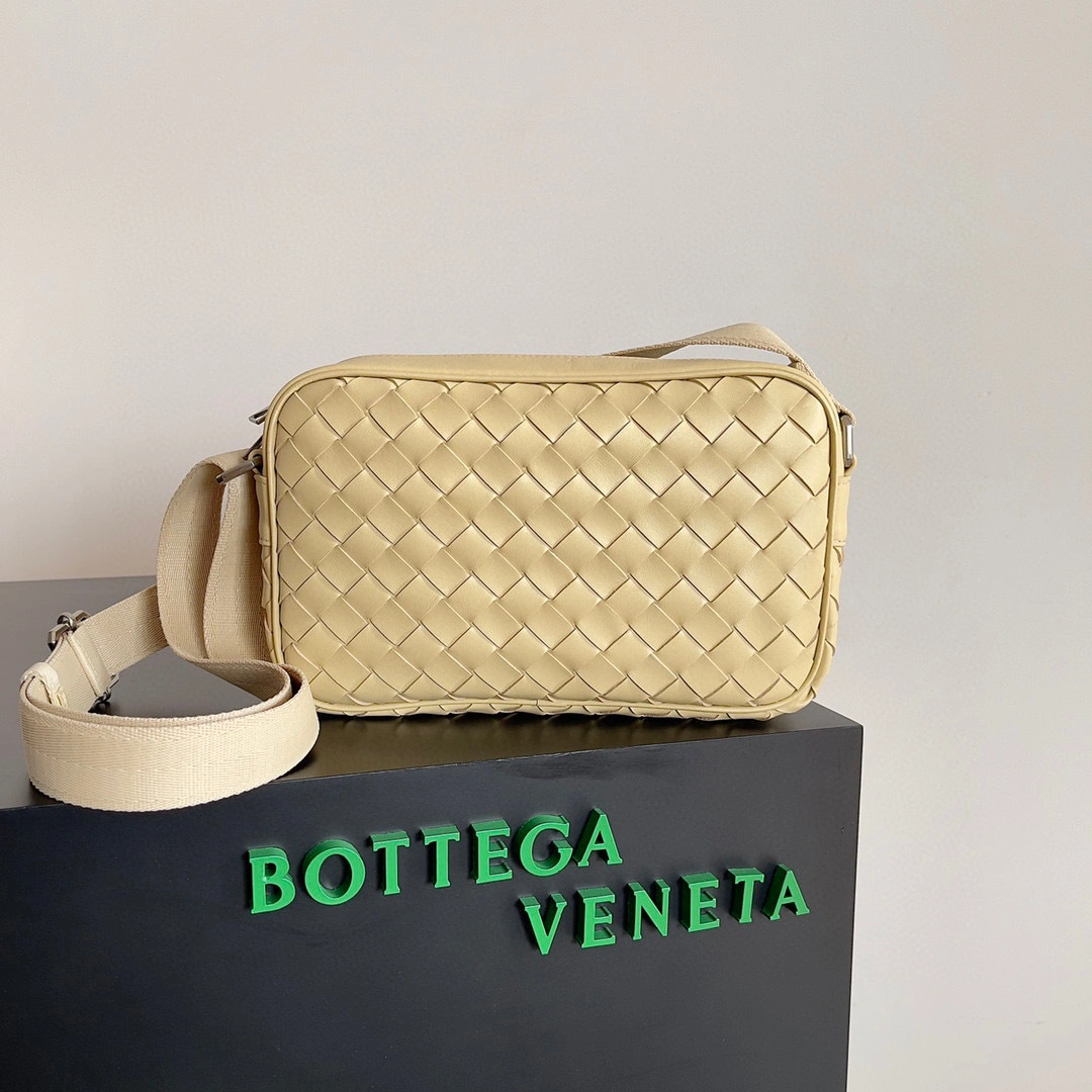MOMO- high quality version 710048V0E529762 lntrecciato item：B-B063I2102C
