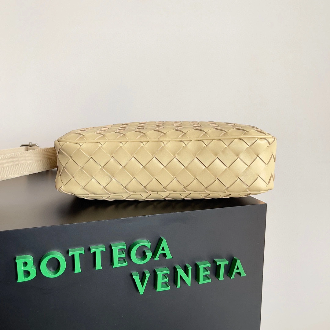 MOMO- high quality version 710048V0E529762 lntrecciato item：B-B063I2102C