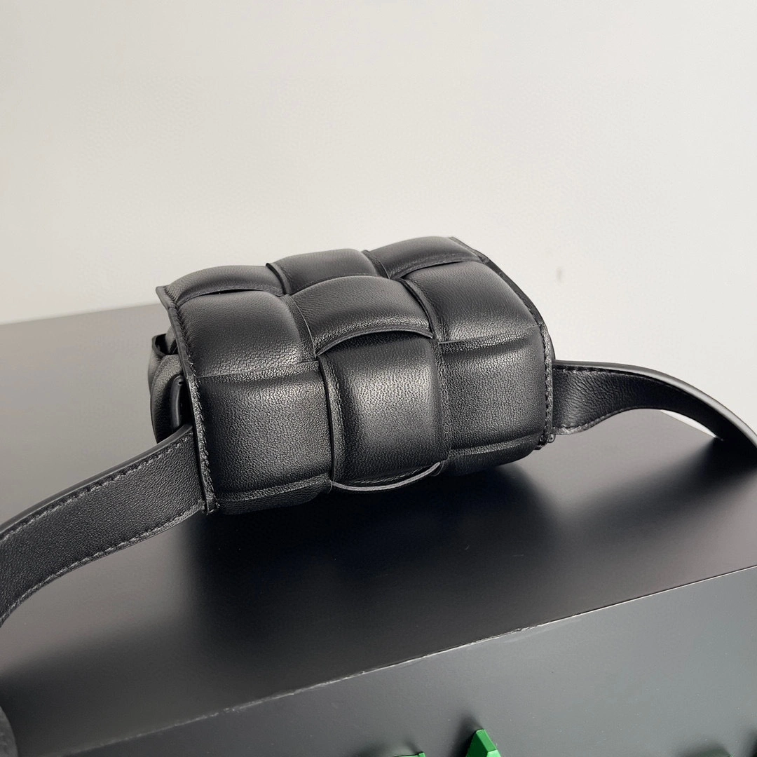 MOMO- high quality version 716648VQCR18425 padded mini cassette item：B-B063J1619C