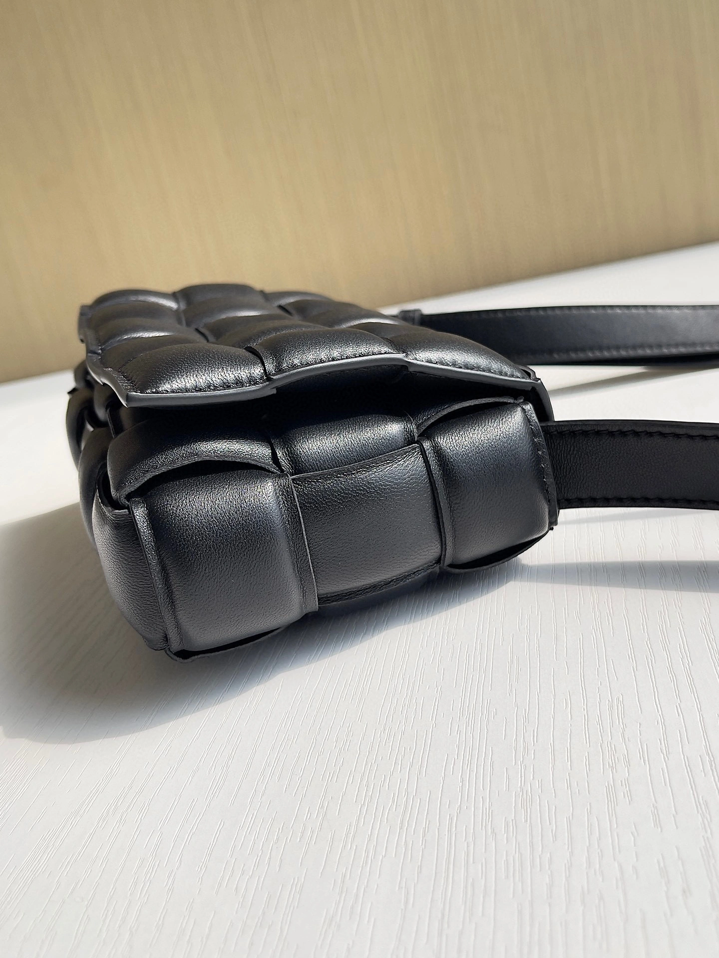 MOMO- high quality version 717506VCQR18425 Padded Cassette item：B-B063J2218C
