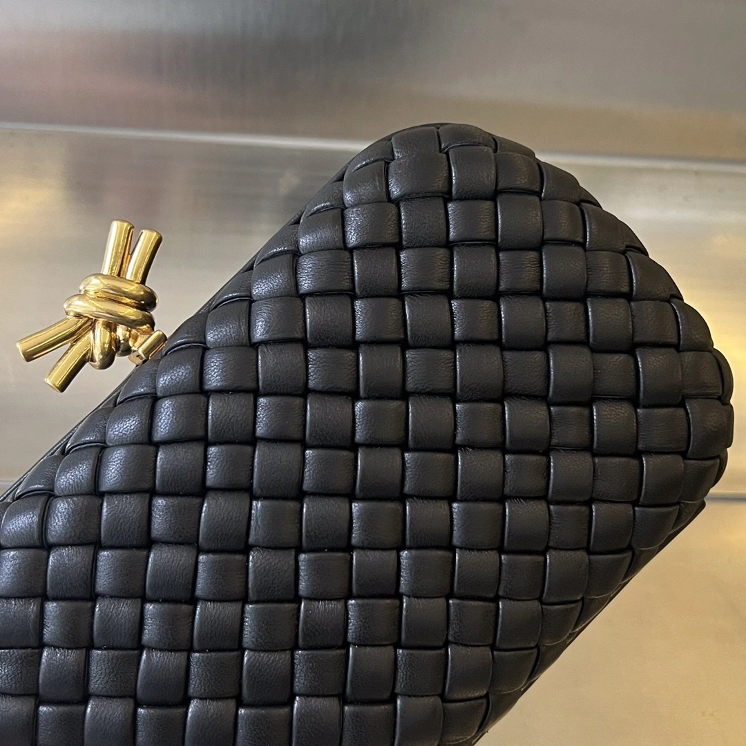 MOMO- high quality version 717622V01D11019 Knot item：C-B063C2201C