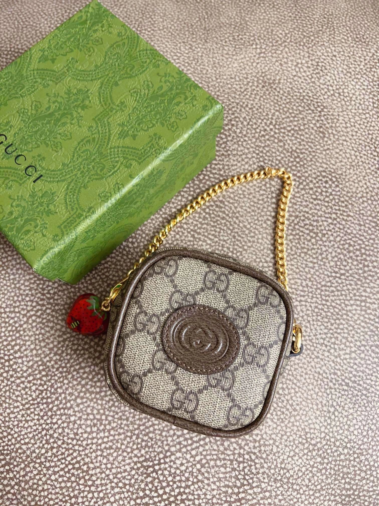 MOMO- high quality version 726252-UIQAG-9870 mini item：C-B000C1914C