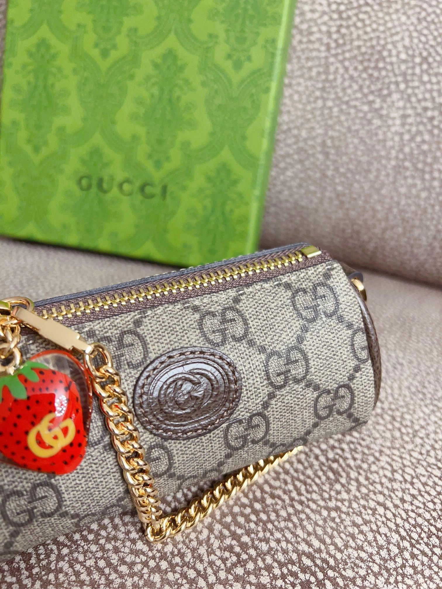MOMO- high quality version 726253-FABD5-9870 mini item：C-B000C1912C
