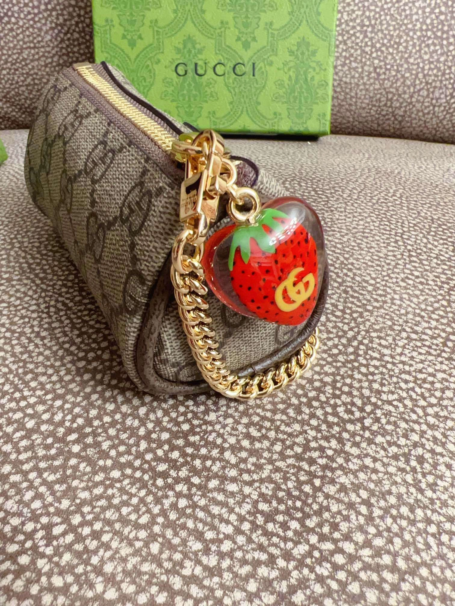 MOMO- high quality version 726253-FABD5-9870 mini item：C-B000C1912C