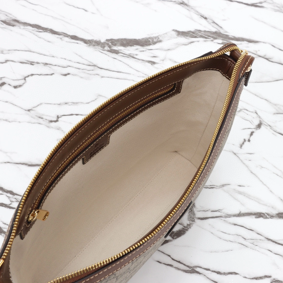 MOMO- high quality version 726833-92THG-8563 item：C-B000C1911C