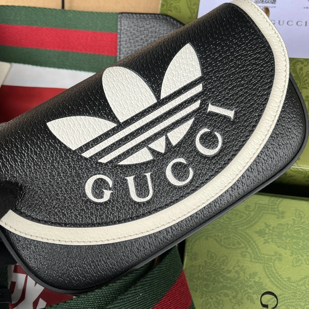 MOMO- high quality version 727791-AAA8H-1172 item：C-B000D0403C