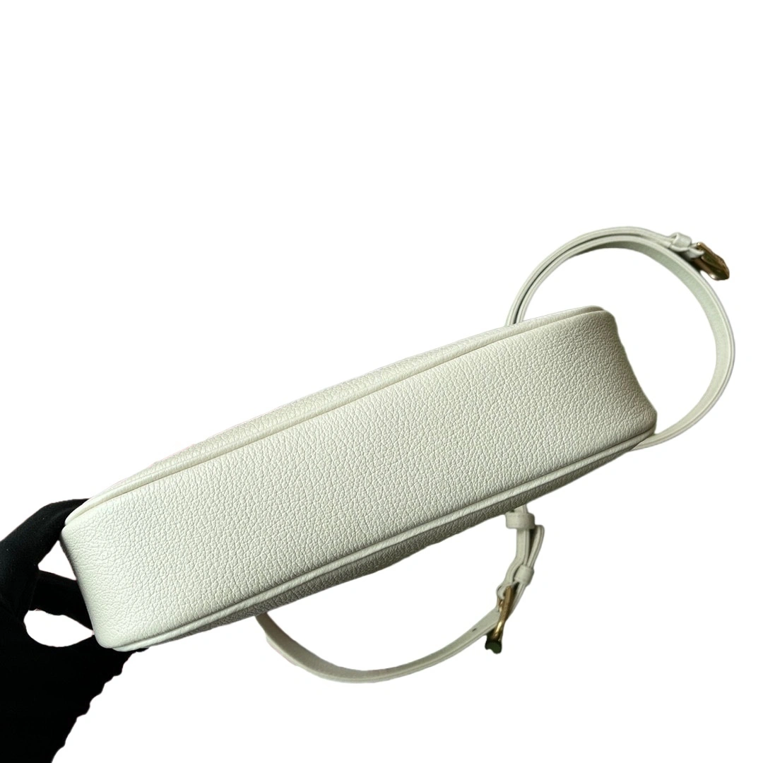 MOMO- high quality version 731817-AABE9-9022 item：C-B000C0410C