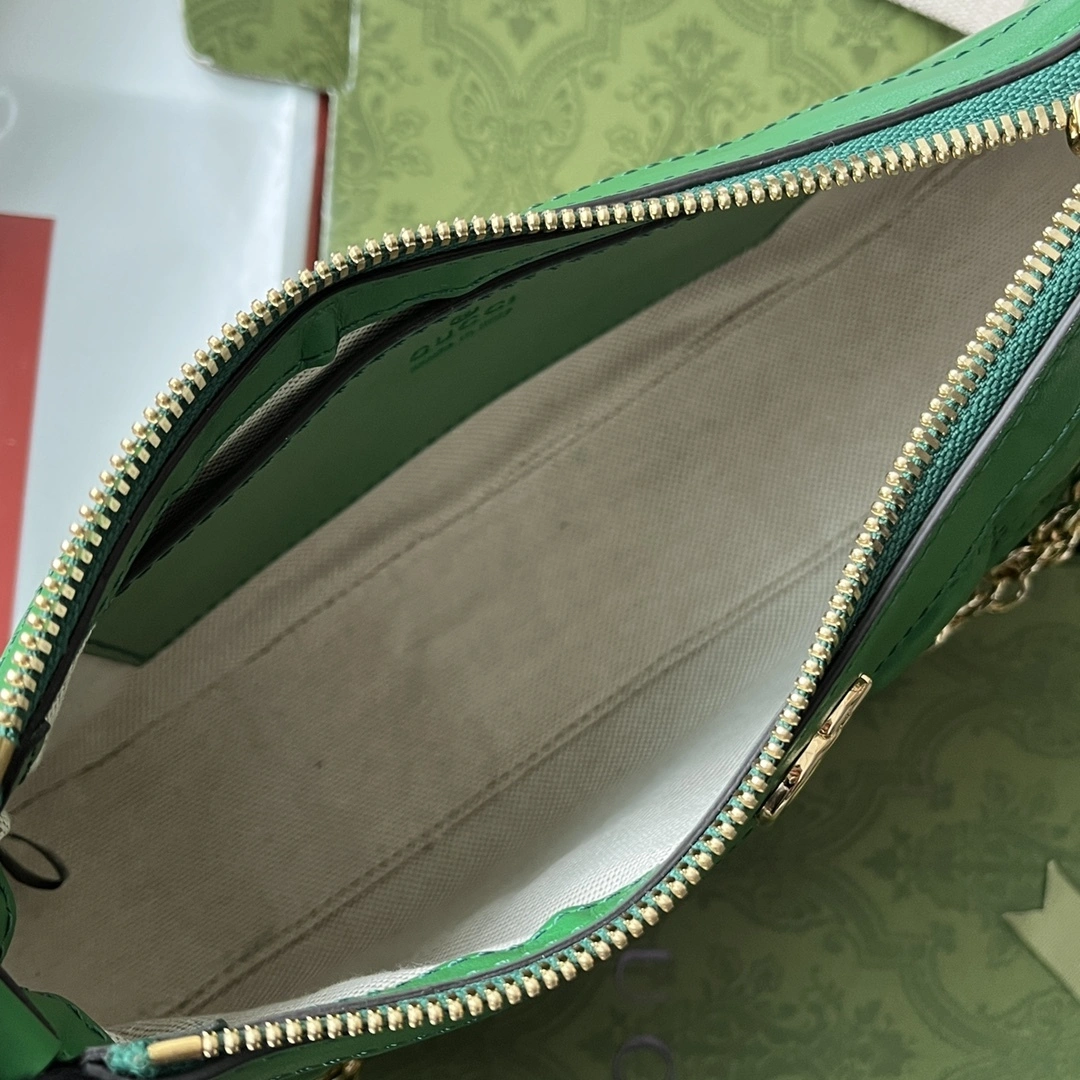MOMO- high quality version 735049-UM8HG-3773 Matelassé item：C-B000C1908C
