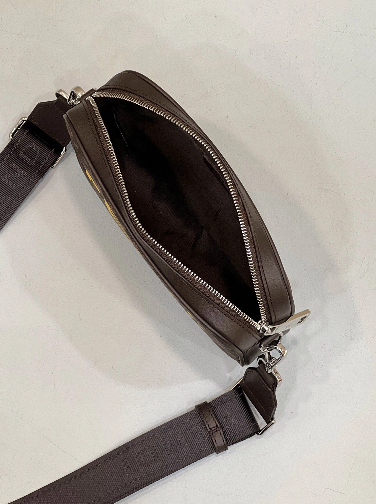 MOMO- high quality version 7M0286-AJJ4-F1HR8 item：B-B000I2404C