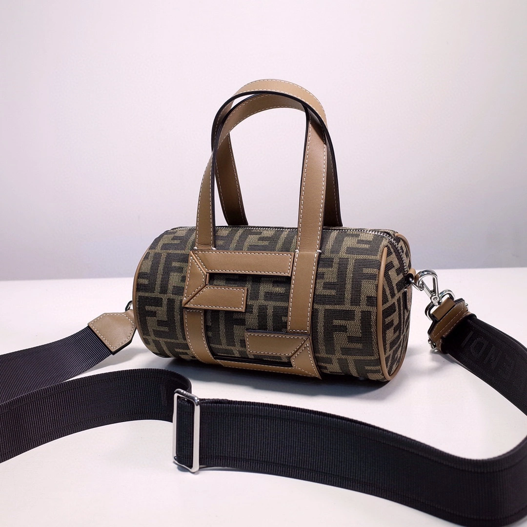 MOMO- high quality version 7VA570A9ZLF1HRM item：B-B000H1408C