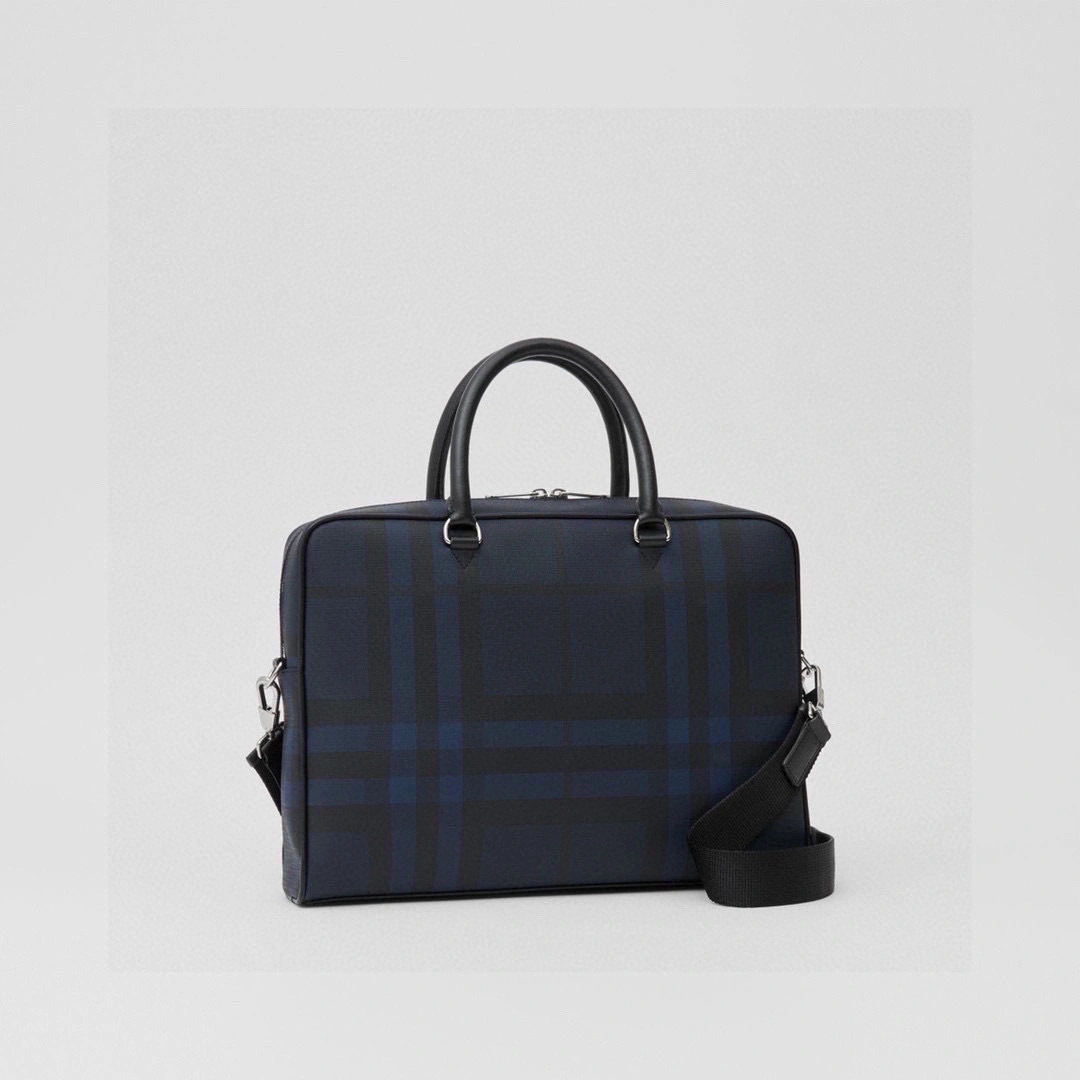 MOMO- high quality version 8005159 London item：C-B000A1203C