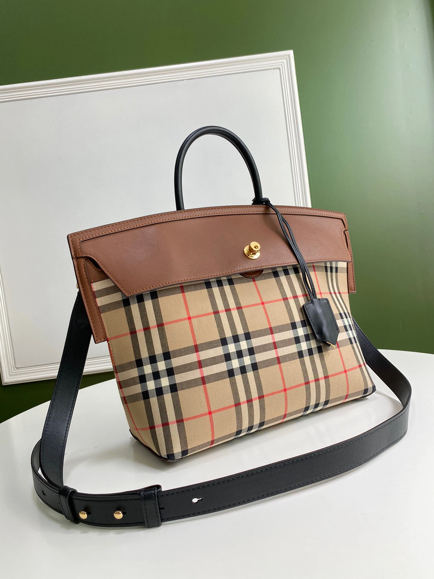 MOMO- high quality version 80230191 Society item：C-B000A1104C