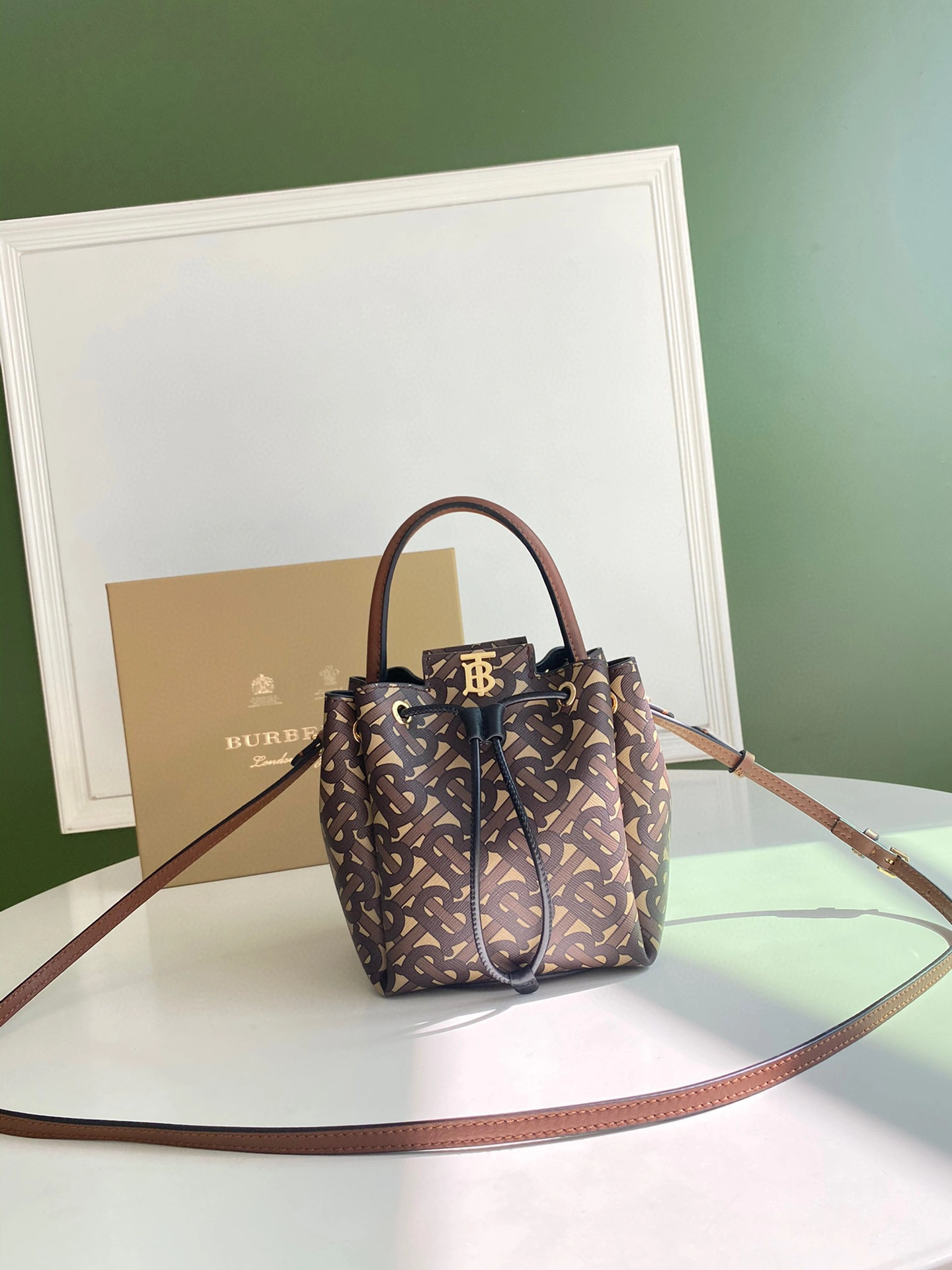 MOMO- high quality version 8031654 item：C-B000A1204C