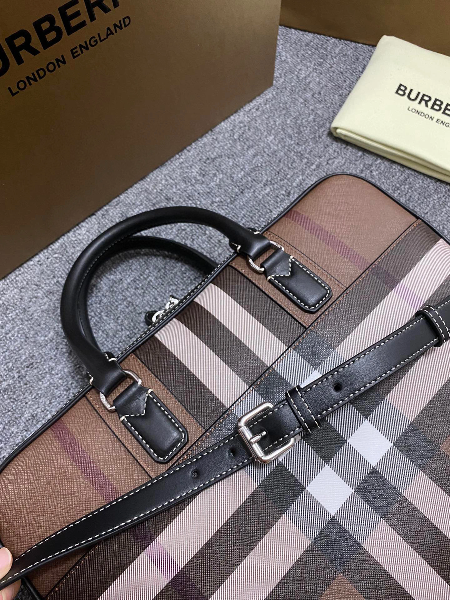 MOMO- high quality version 80527721 item：B-B000I0605C