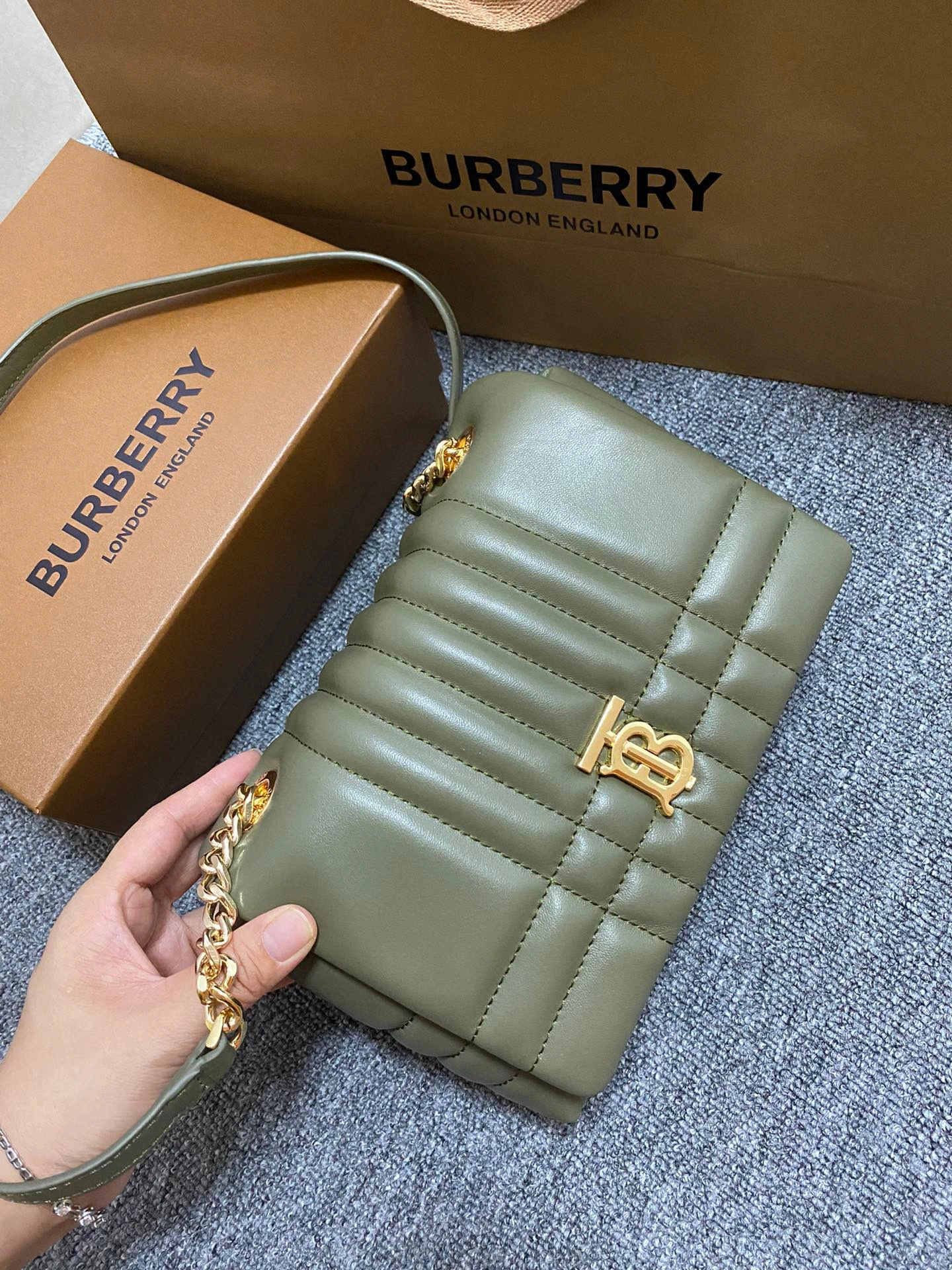 MOMO- high quality version 80557021 Lola item：B-B278I1612C