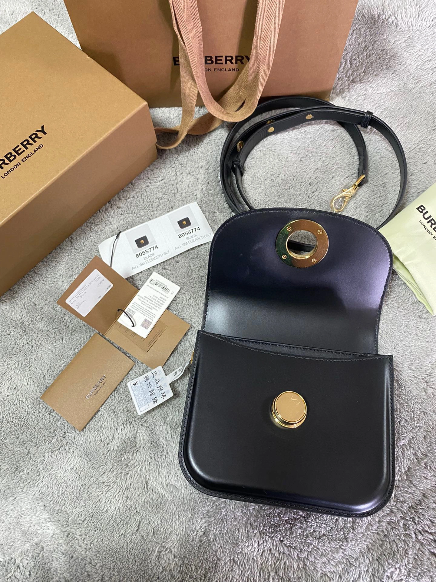 MOMO- high quality version 80557741 item：B-B000H0602C