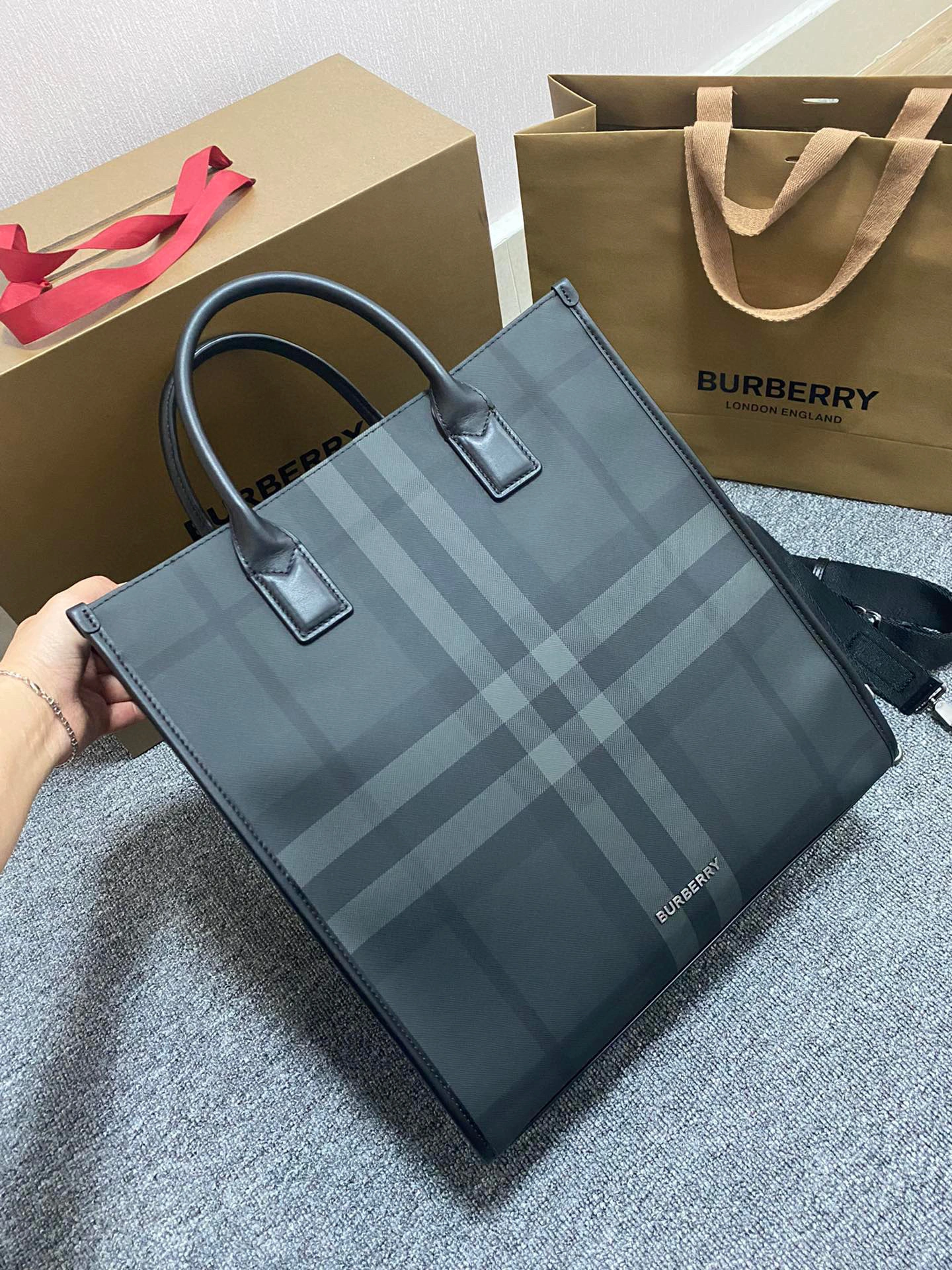 MOMO- high quality version 80629511 item：C-B000B0208C