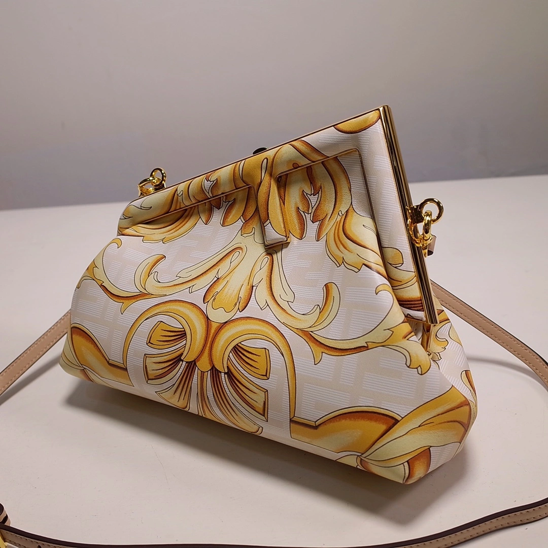 MOMO- high quality version 8BP129-AJQC-F1EGP First item：C-B063B0920C