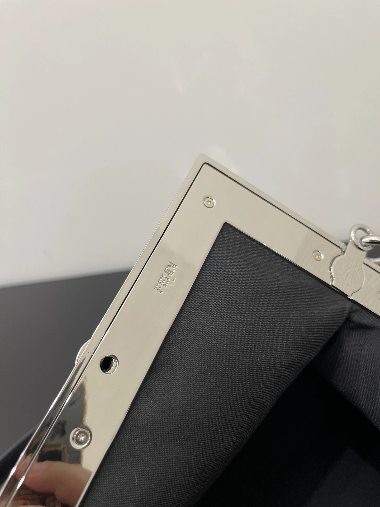 MOMO- high quality version 8BP137-AMWR-F1C6C First item：C-B000C2724C