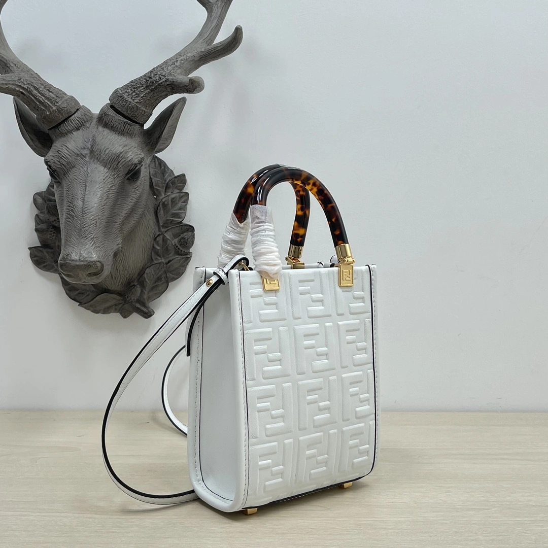 MOMO- high quality version 8BS051-AMCI-F0QVL Tote item：C-B564C2720C