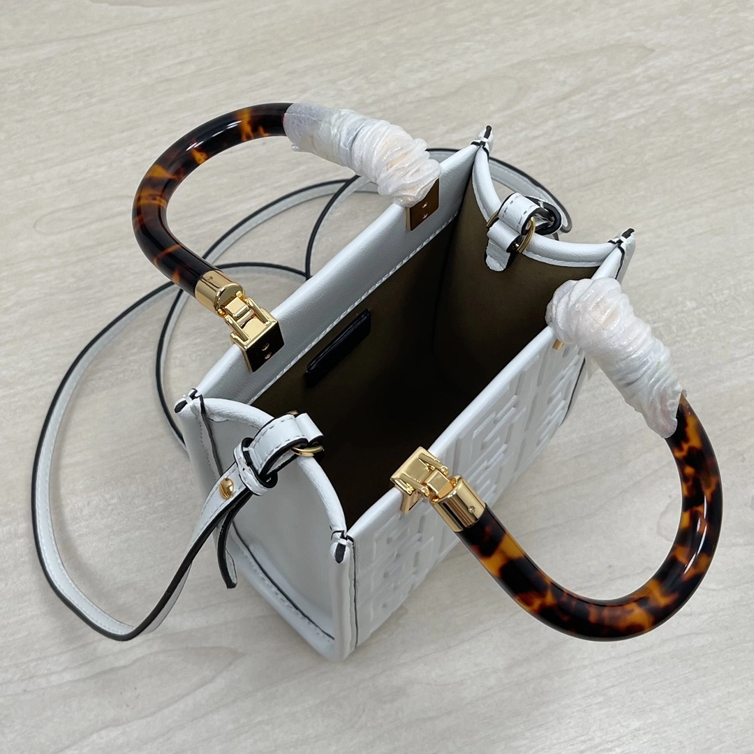 MOMO- high quality version 8BS051-AMCI-F0QVL Tote item：C-B564C2720C