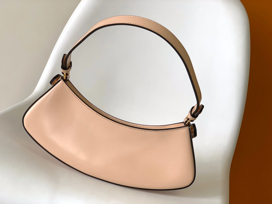 MOMO- high quality version 8BS068AHM0F1HZU O'Lock Swing item：B-B000H1306C