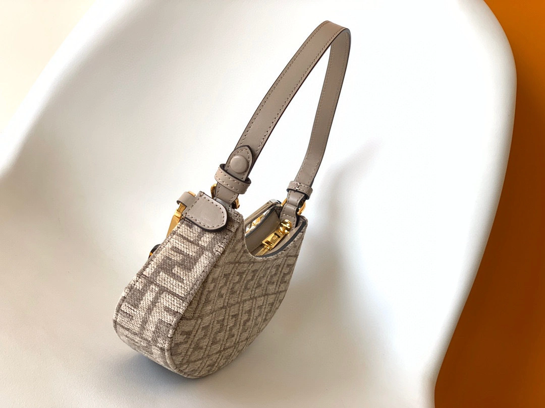 &MOMO- high quality version 8BS068AL9QF1IQN O'Lock Swing item：B-B000H2821C
