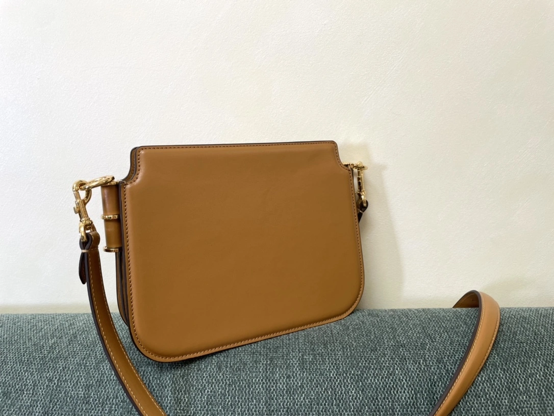 MOMO- high quality version 8BT349-AHK2-F0NYJ Touch item：C-B063B1316C