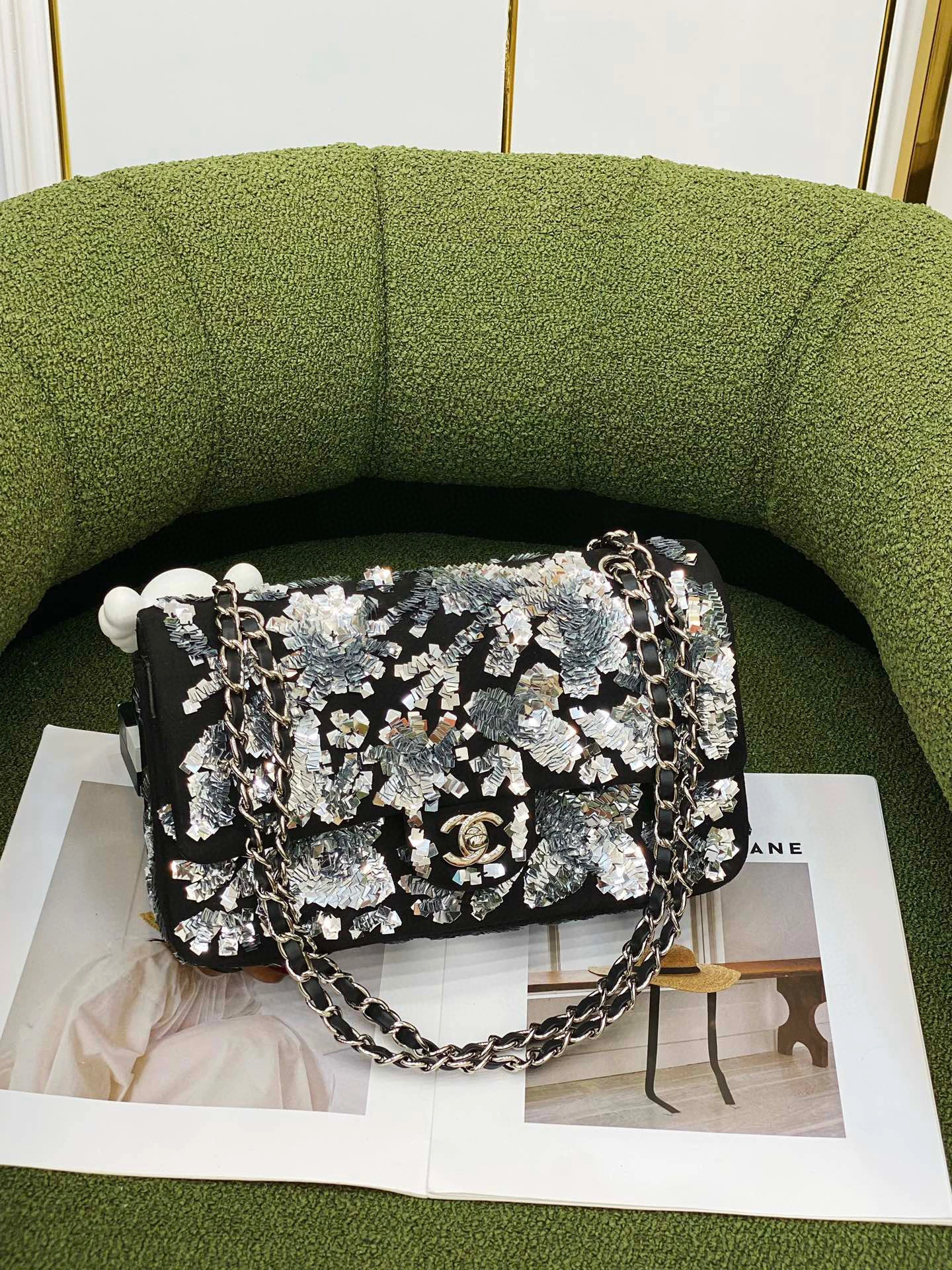 MOMO- high quality version A01112-B08469-NJ316 item：B-B000H2810C