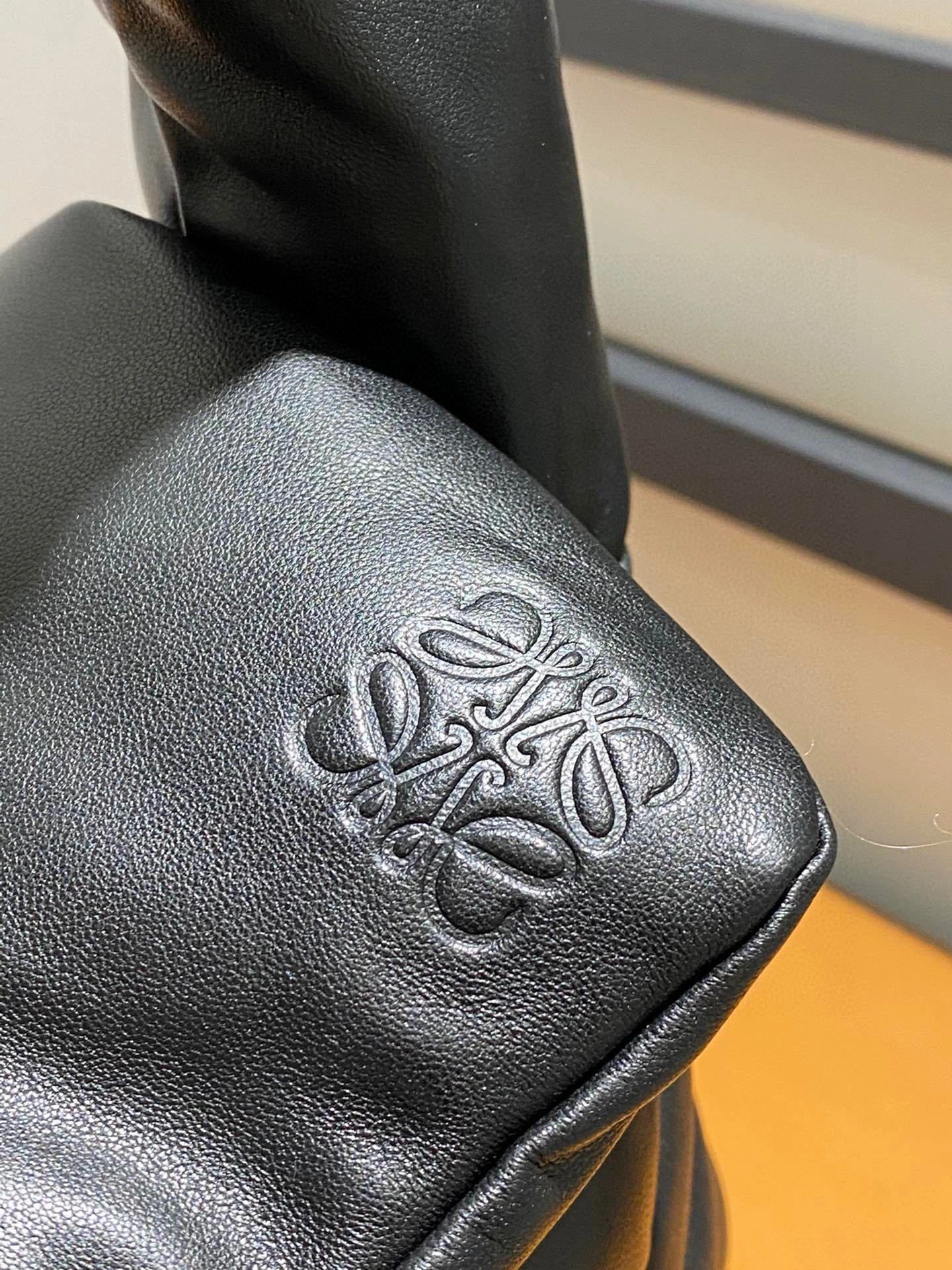 MOMO- high quality version A510J67X13-1100 Hobo item：C-B000C2317C