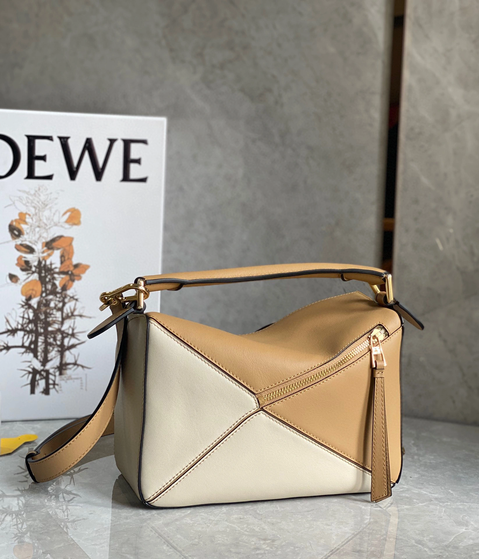 MOMO- high quality version A510S21X55-2451 calfskin item：B-B063I1807C
