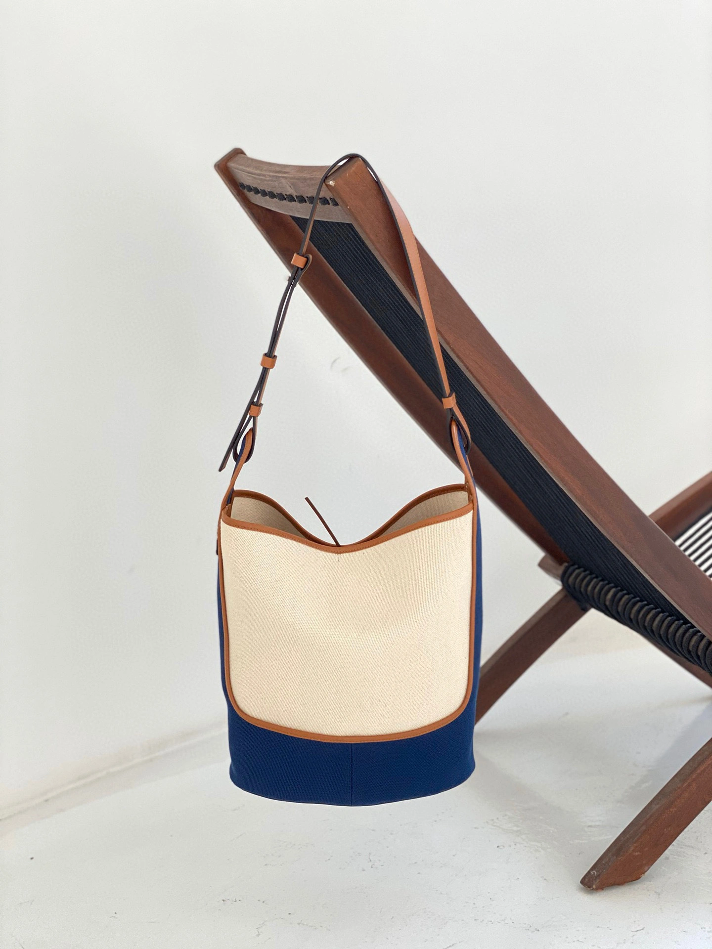 MOMO- high quality version A710W16X02-5409 hobo item：B-B063I1803C