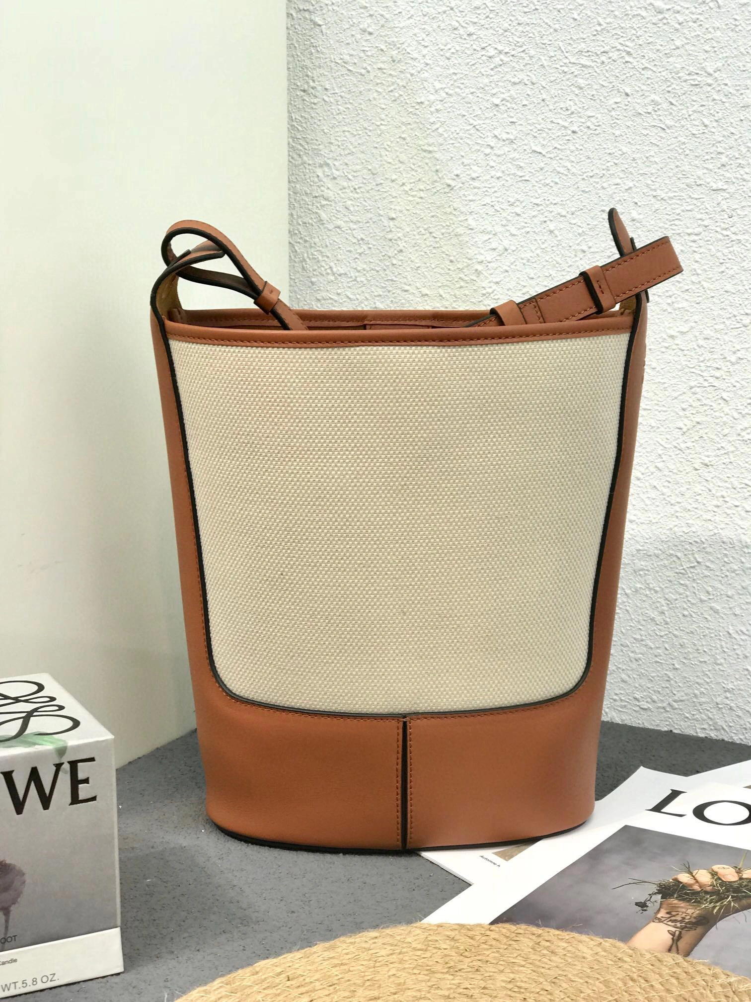 MOMO- high quality version A710W86X01-2426 Hobo Anagram item：B-B063I1702C