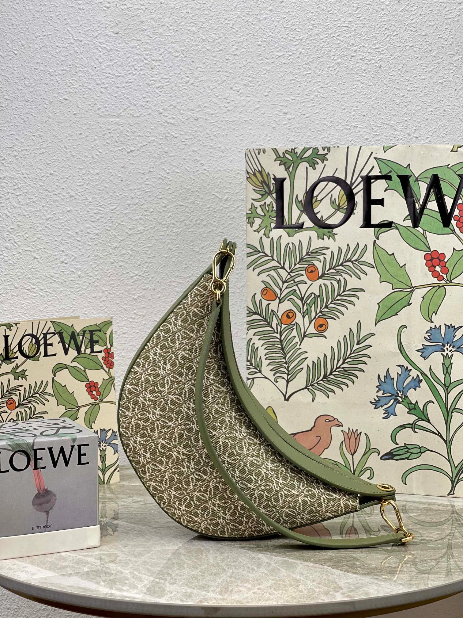 MOMO- high quality version A923PL9X01-4364 Luna Hobo item：B-B063H0351C