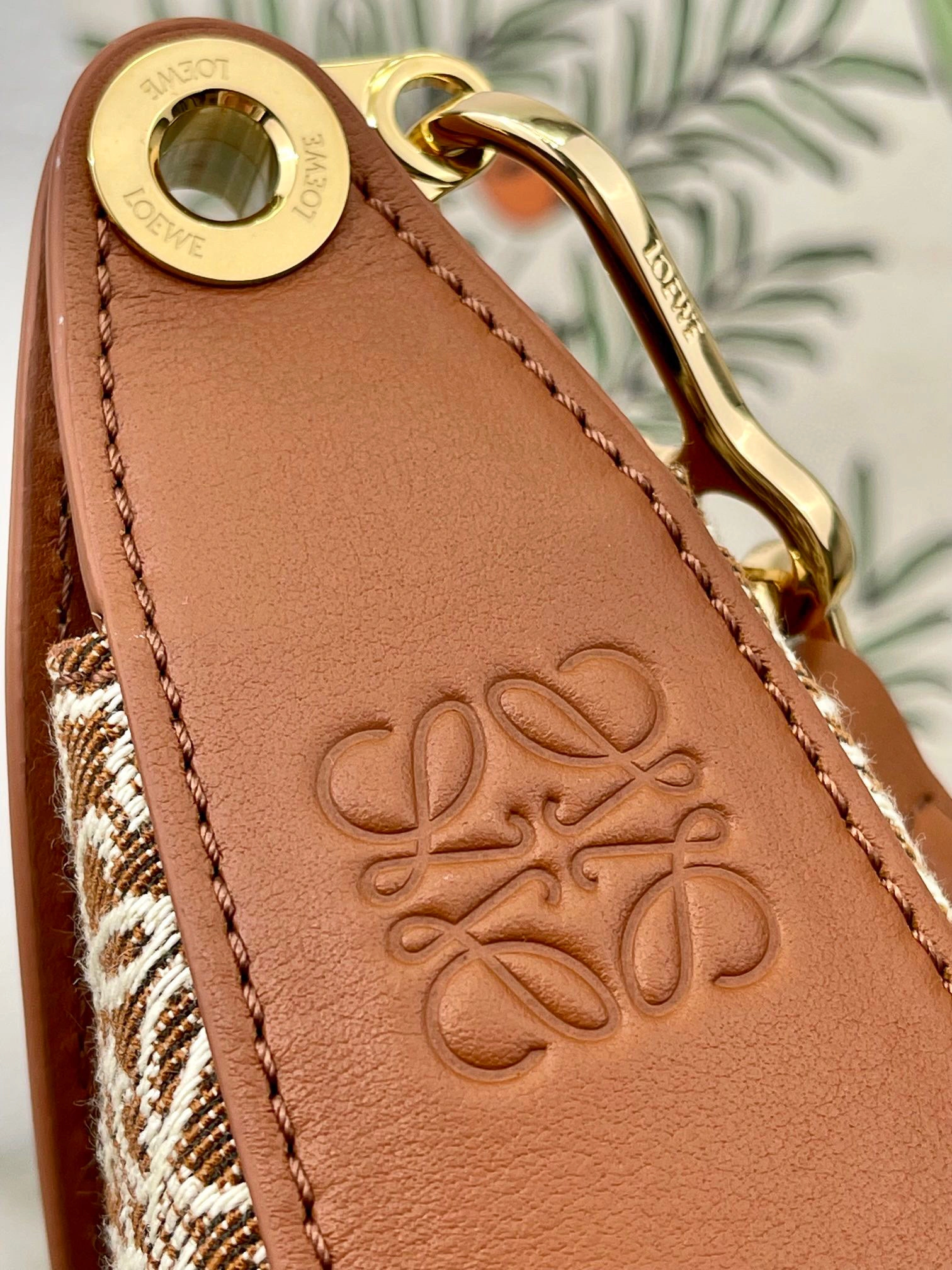 MOMO- high quality version A923PM1X02-2713 Luna Hobo item：B-B063H0346C