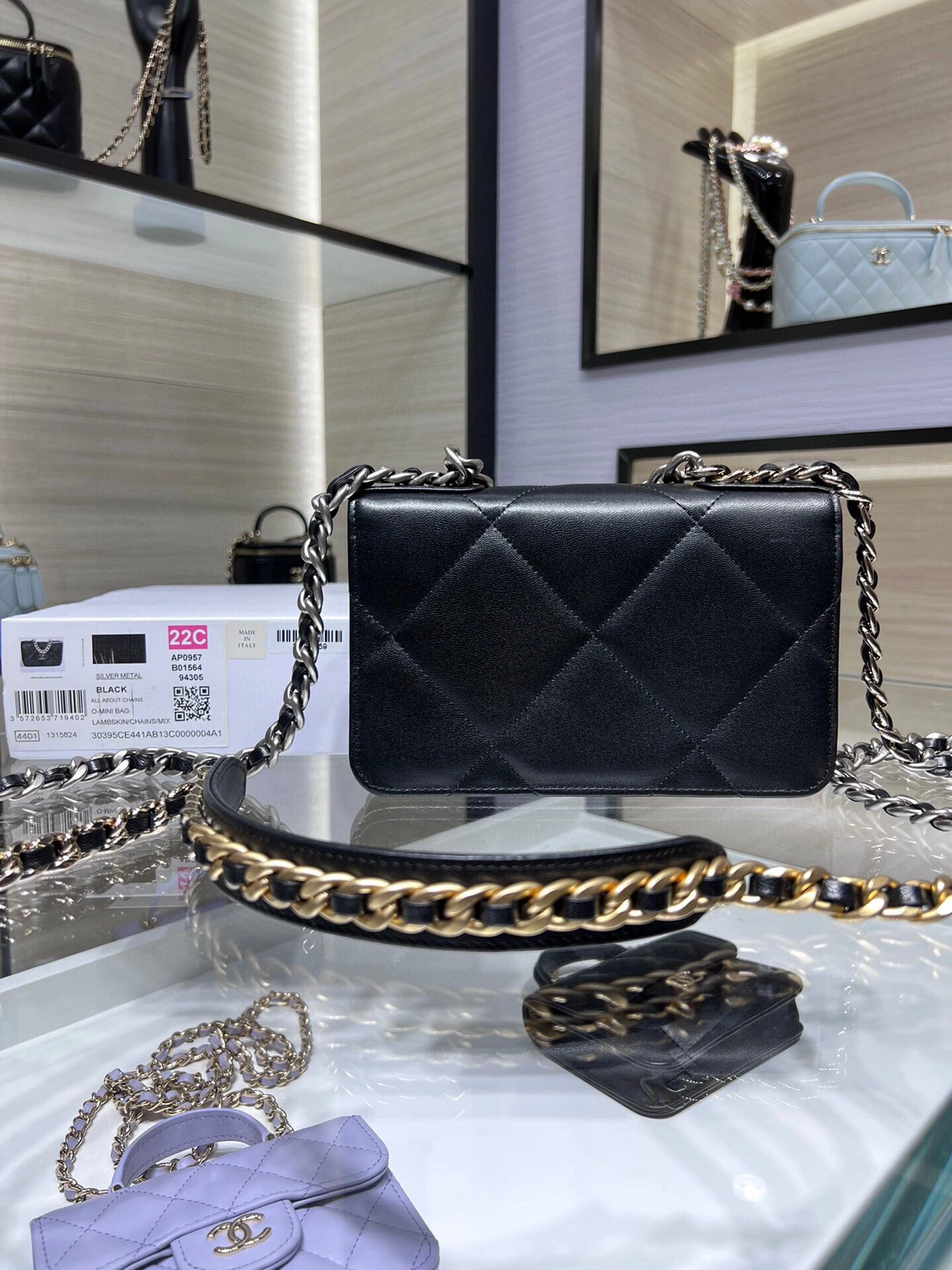 MOMO- high quality version AP0957-B07327-94305 item：B-B000J1507C