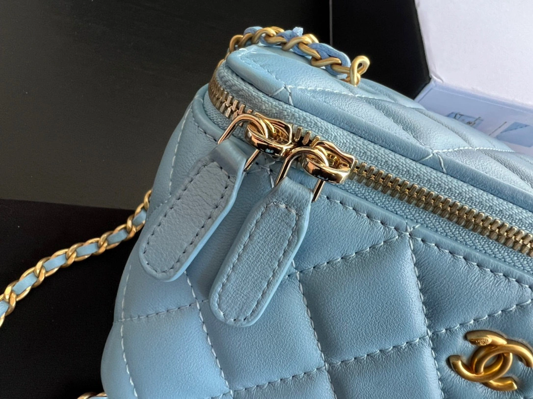 &MOMO- high quality version AP2303-B08034-NH626 item：B-B321K1706C