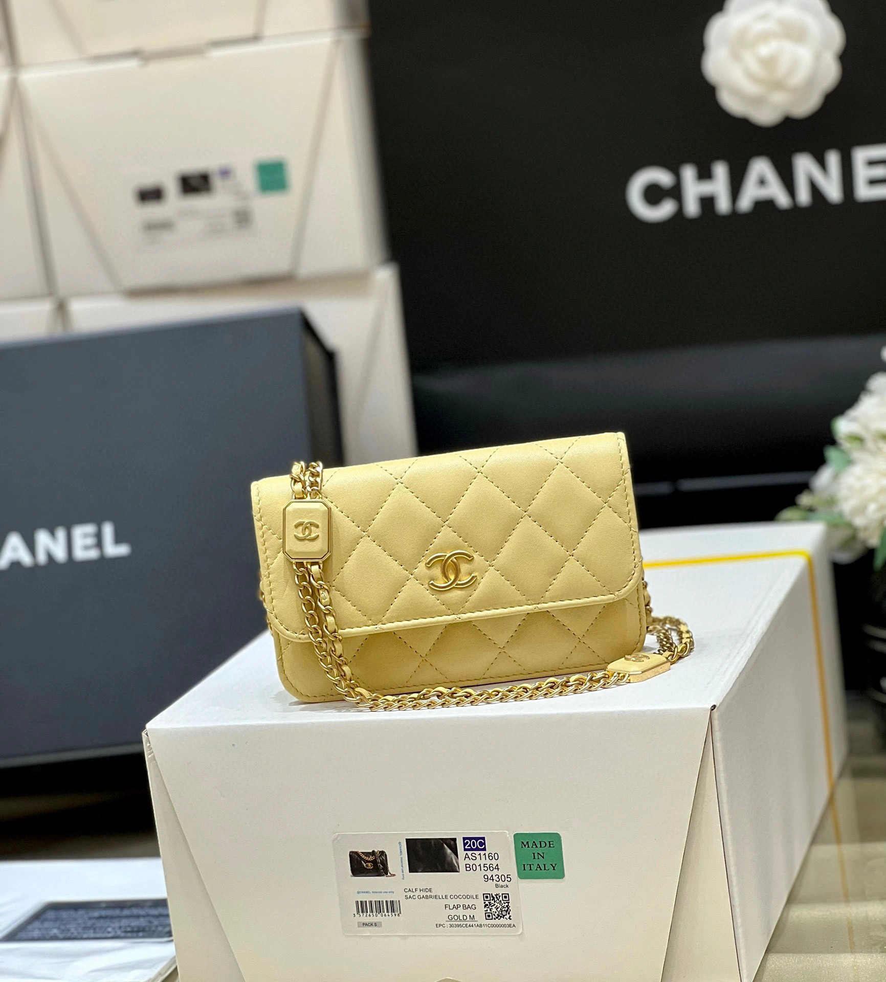 MOMO- high quality version AP2929-B08815-NG754 item：B-B000H2427C